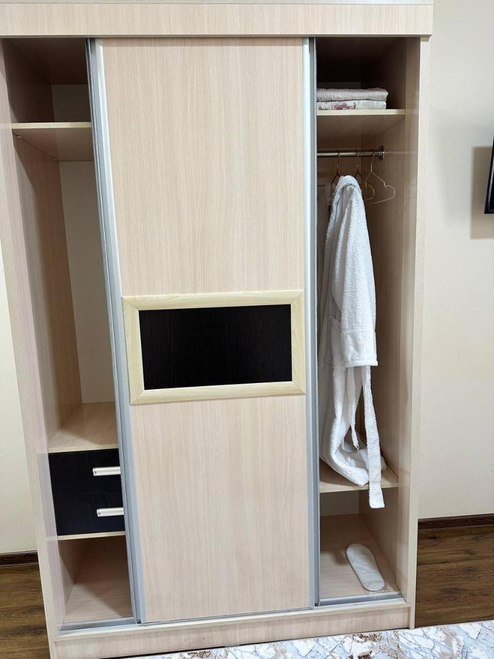 Hotel Aral Нукус Екстериор снимка