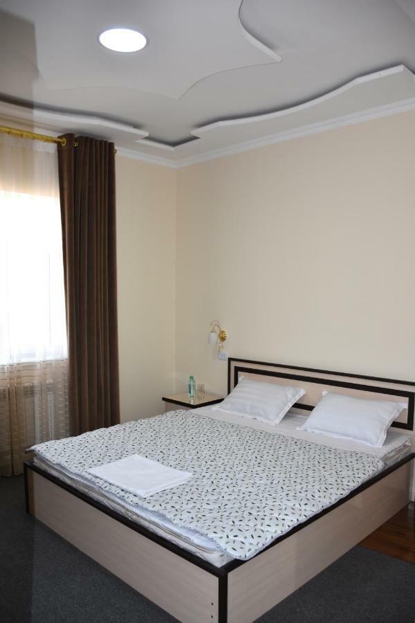 Hotel Aral Нукус Екстериор снимка
