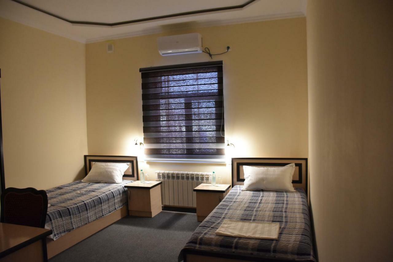 Hotel Aral Нукус Екстериор снимка